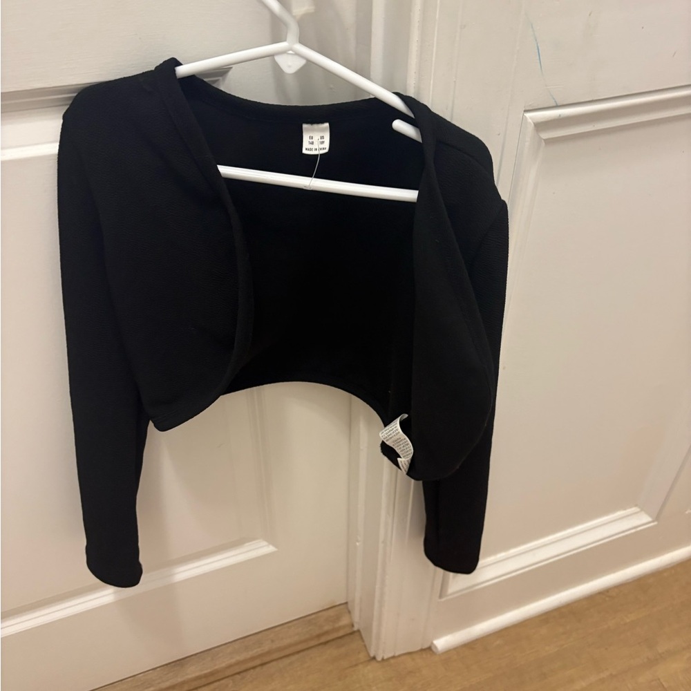 Black Cropped Cardigan